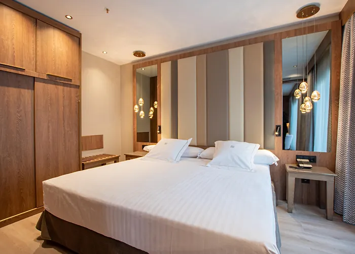 Hotel Granada Center